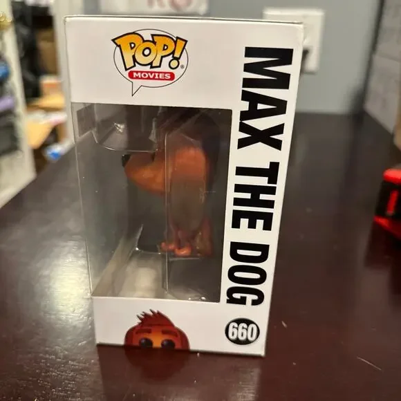 Max the dog Funko Pop 660 (listing #1) - Picture 4 of 6